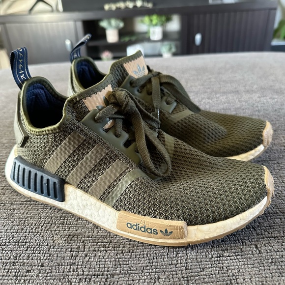 adidas gazelle silver green womens Adidas NMD R1 green  Nucity Kicks